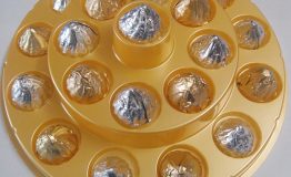 21 Pcs x 5 Gms Chocolate Modaks In Round Pyramid Box